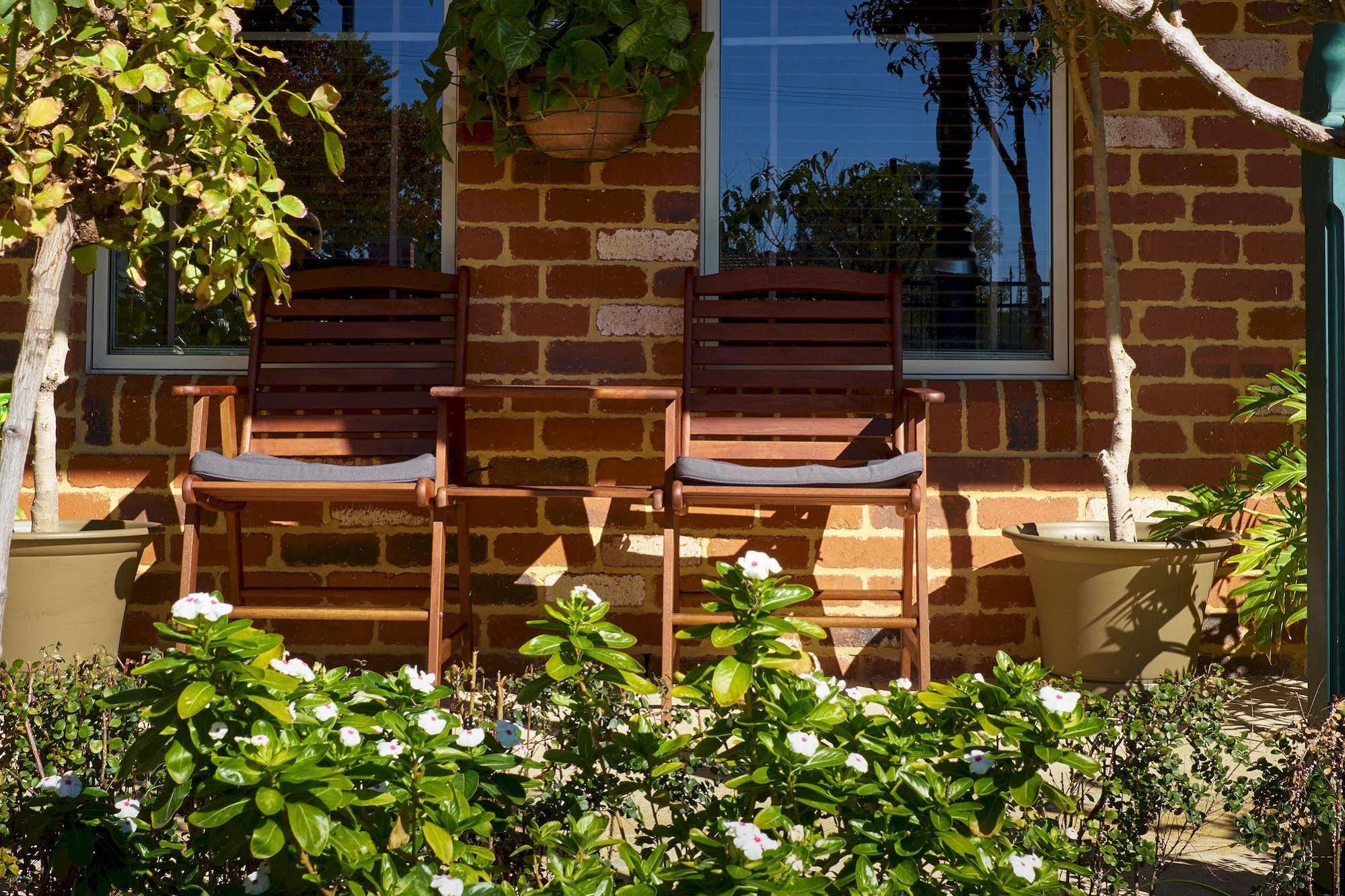 Durham Lodge Bed & Breakfast Perth Exterior photo